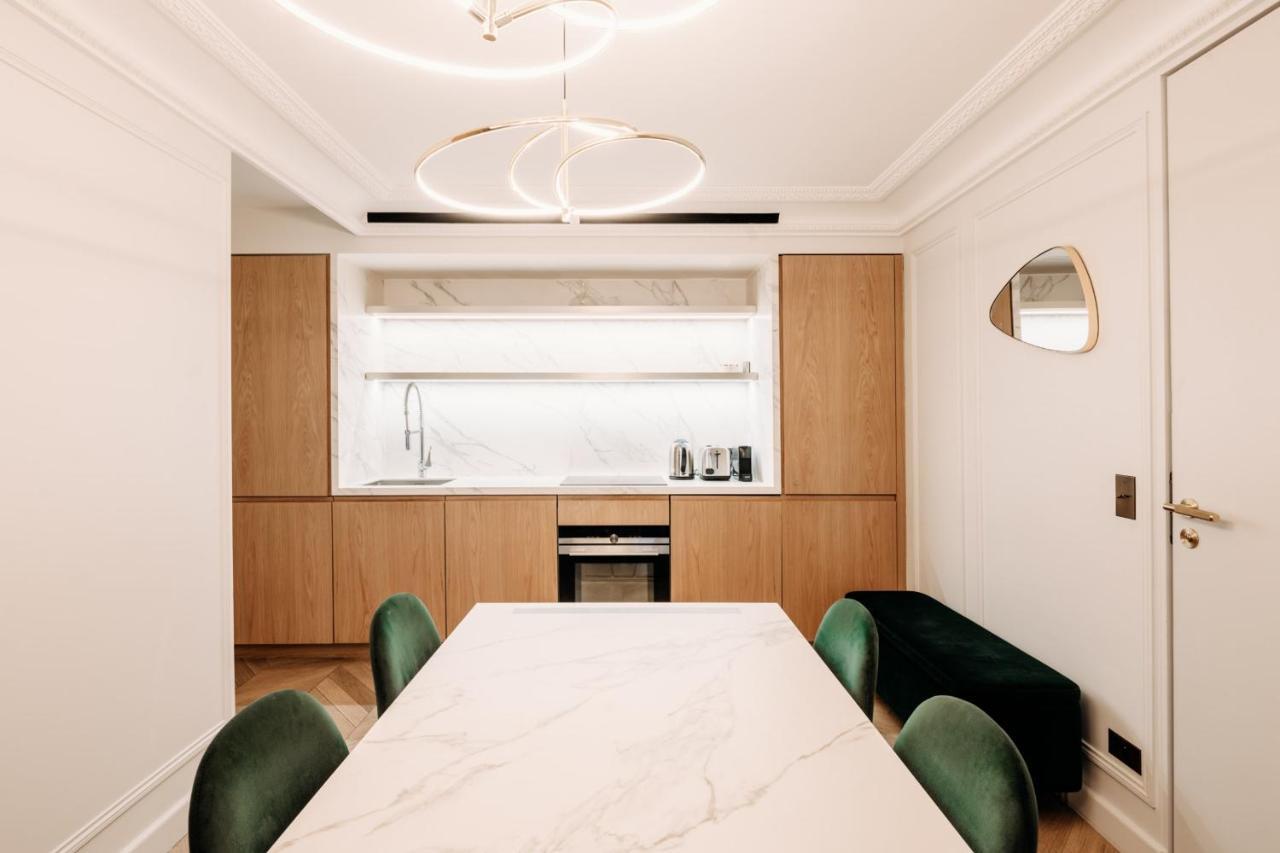 Highstay - Luxury Serviced Apartments - Louvre-Rivoli Parijs Buitenkant foto