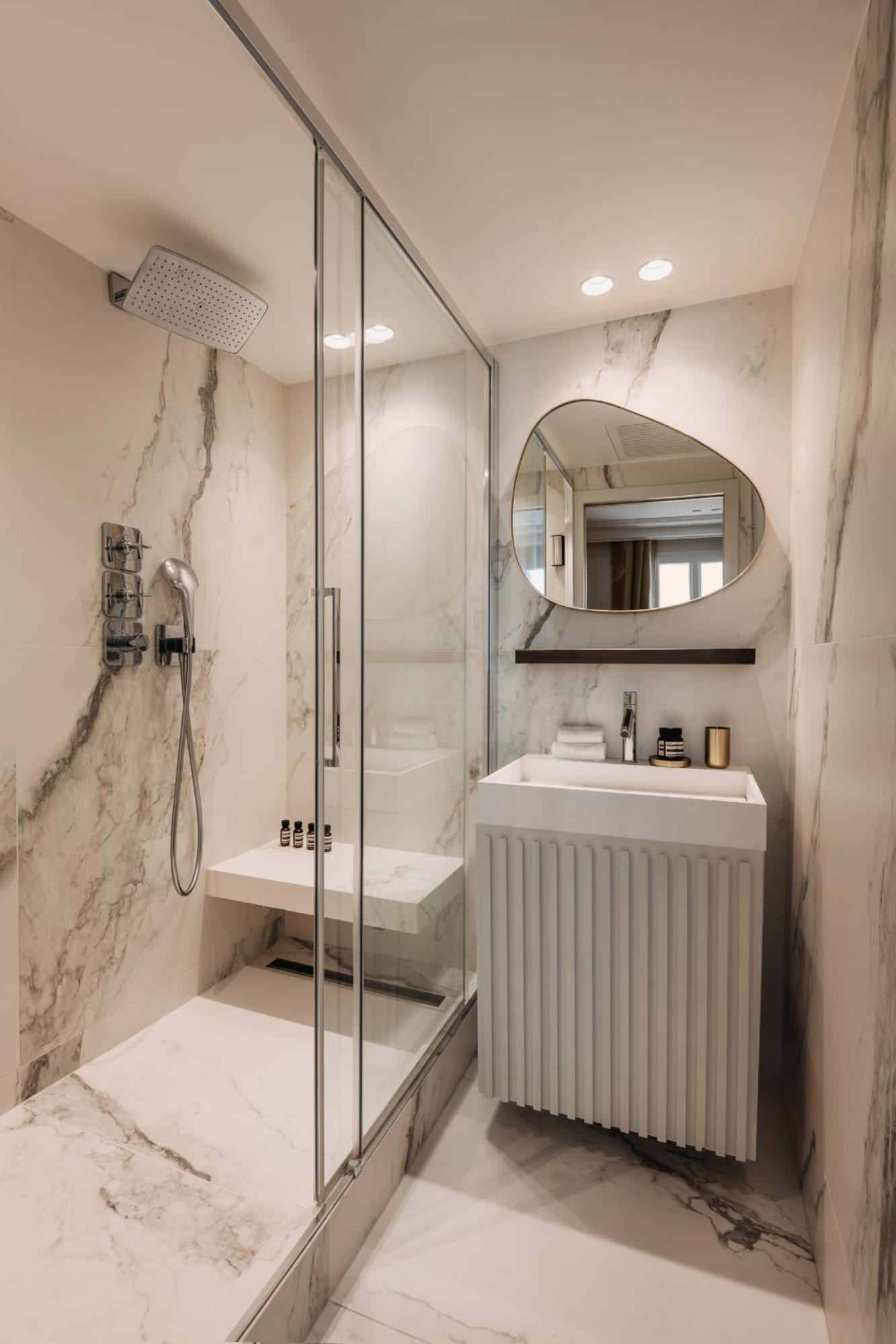 Highstay - Luxury Serviced Apartments - Louvre-Rivoli Parijs Buitenkant foto